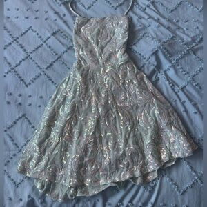NWT Windsor sage iridescent mini dress square neck